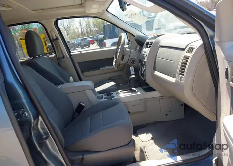 2010 Ford Escape Xlt from USA, damaged, VIN 1FMCU9D74AKA78960